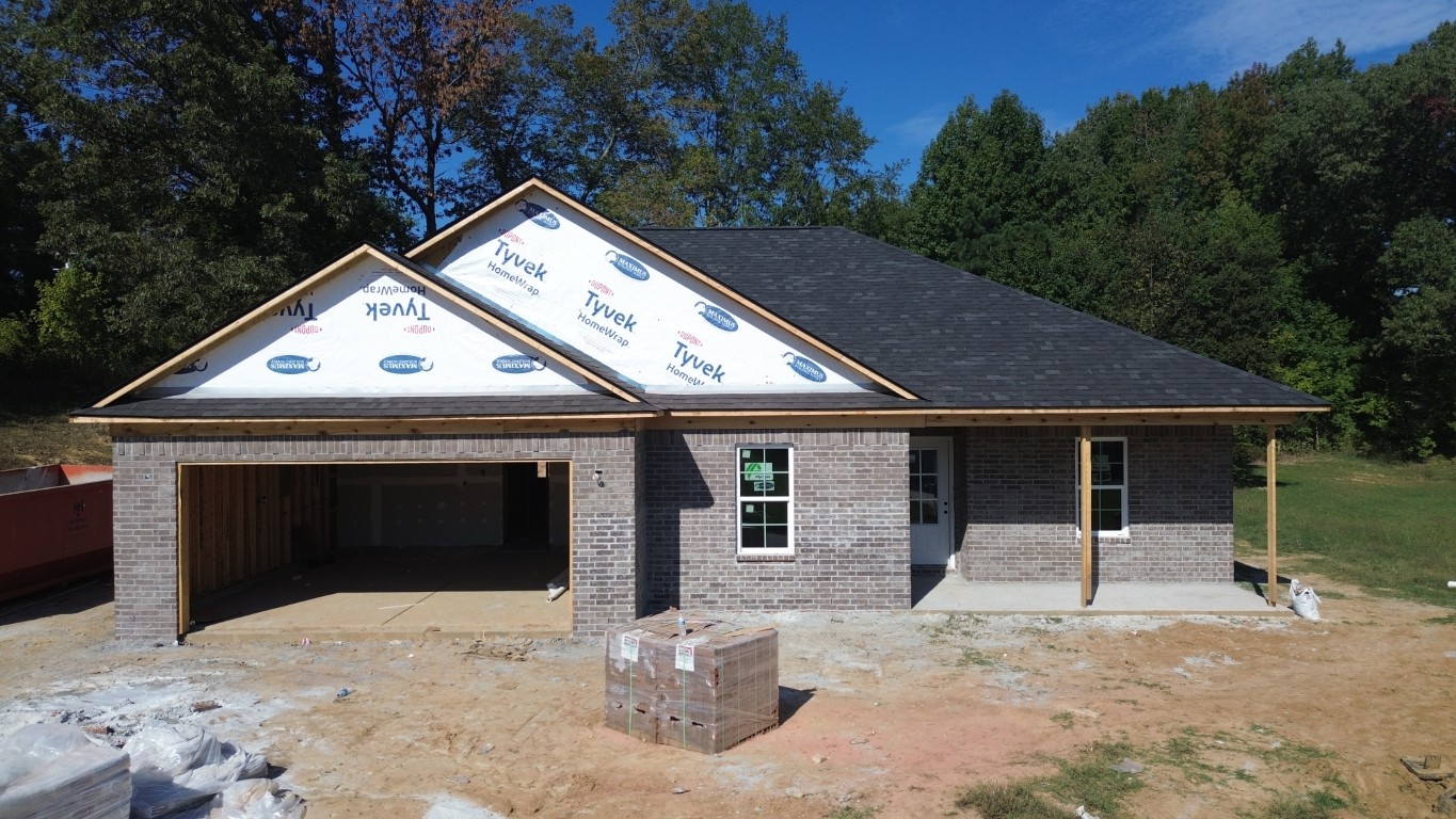 102 Stone Brook (Lot 7 Oakwoods)