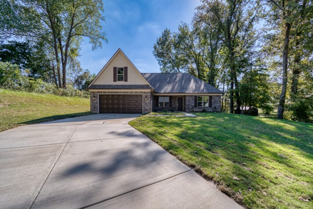 109 Walnut Ridge