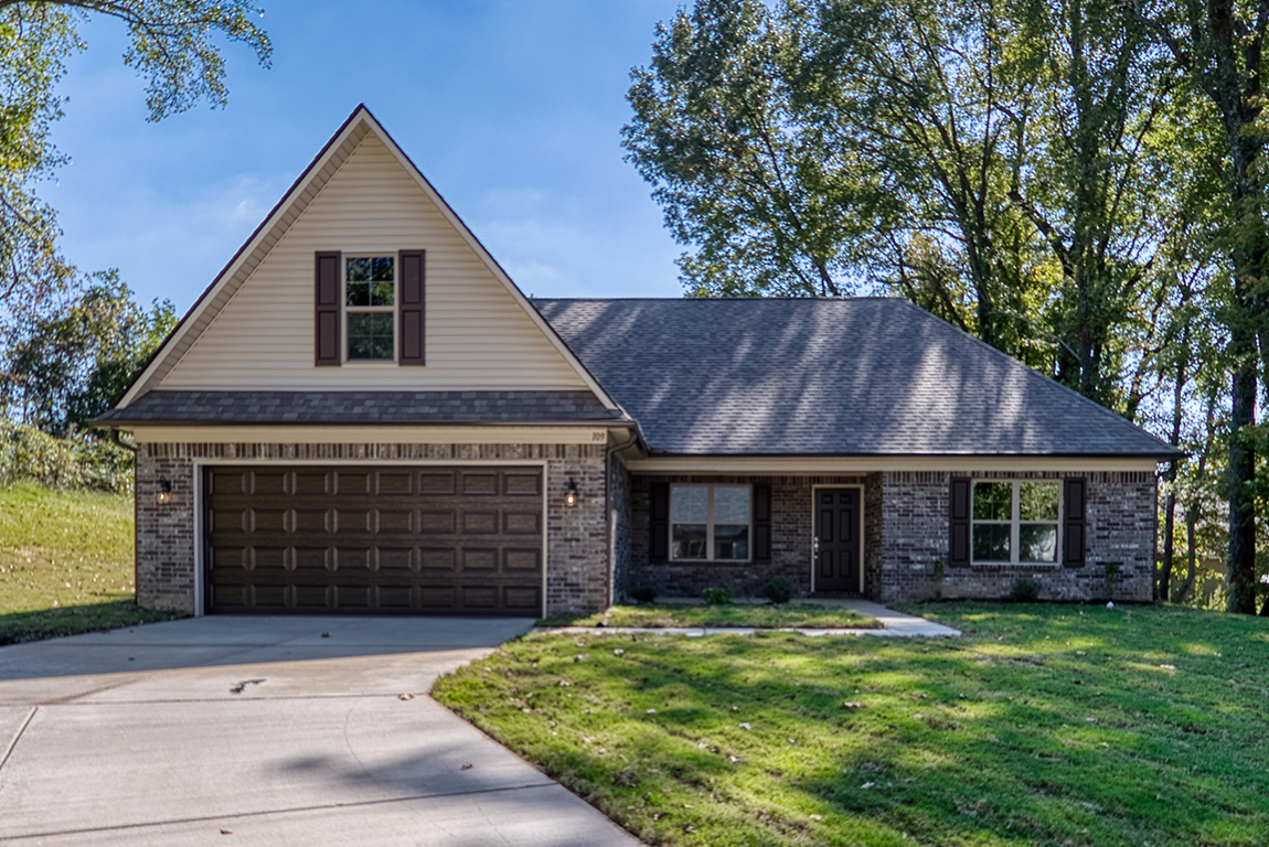 109 Walnut Ridge (Lot 25 Oakwoods)