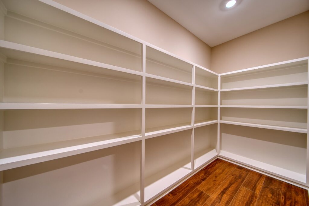 159 Como Ln