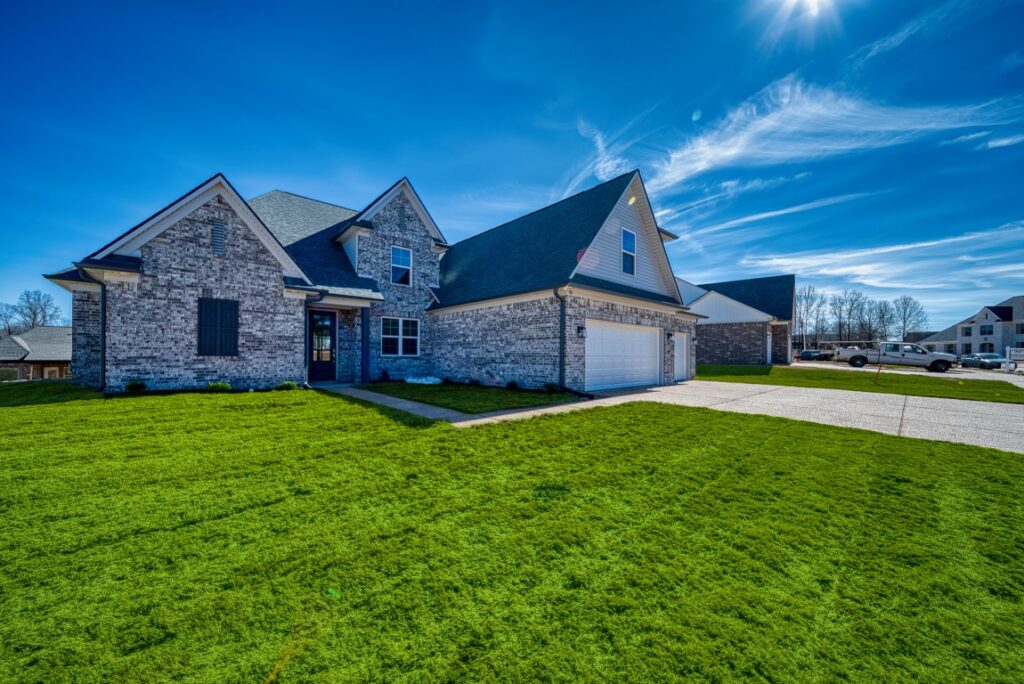 196 Como Ln.
