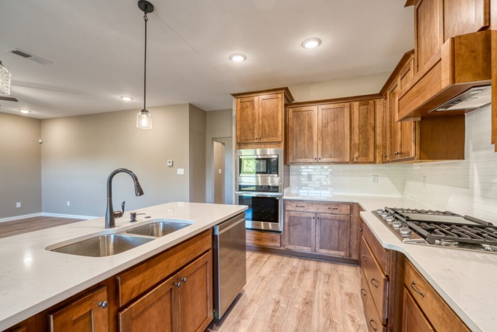 46 Forsyth Ln
