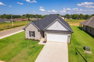 6 Cecellia Cv (23) Midsouth Homebuilder, D&D Homes, Jackson TN Homebuilder 8.12.2026
