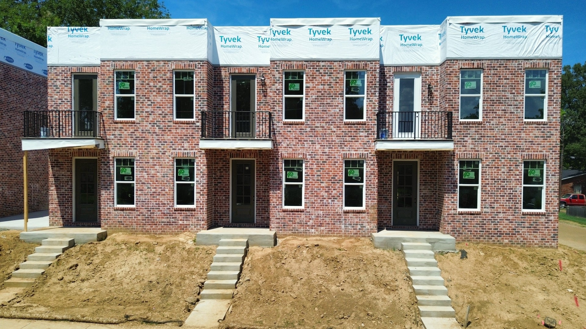 200 E Washington Ave
